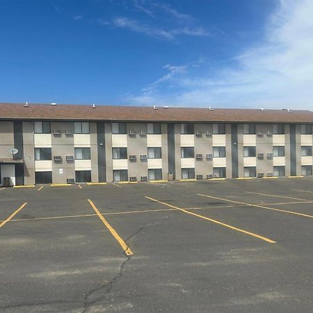 Super 8 By Wyndham Miles City Zewnętrze zdjęcie