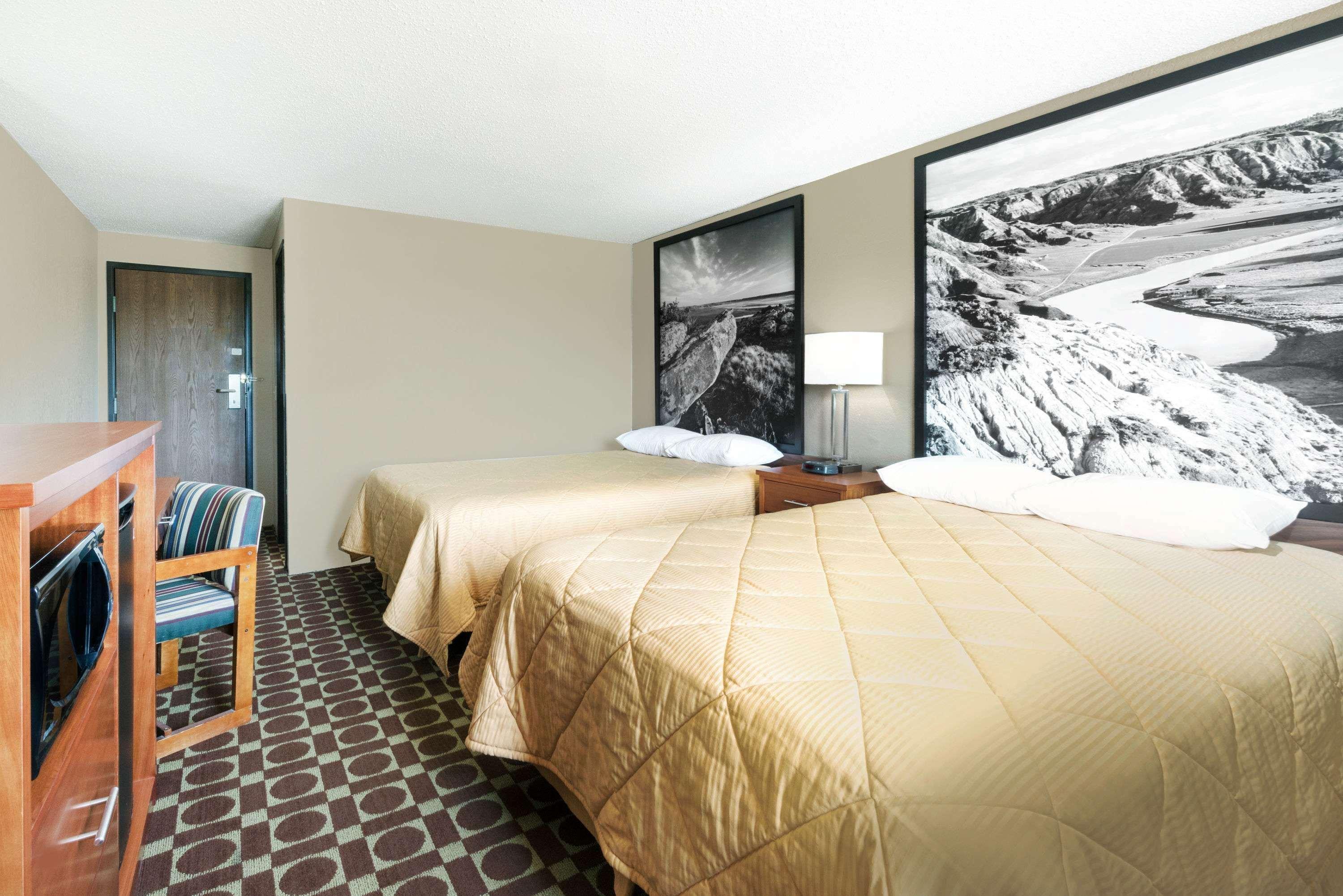 Super 8 By Wyndham Miles City Zewnętrze zdjęcie