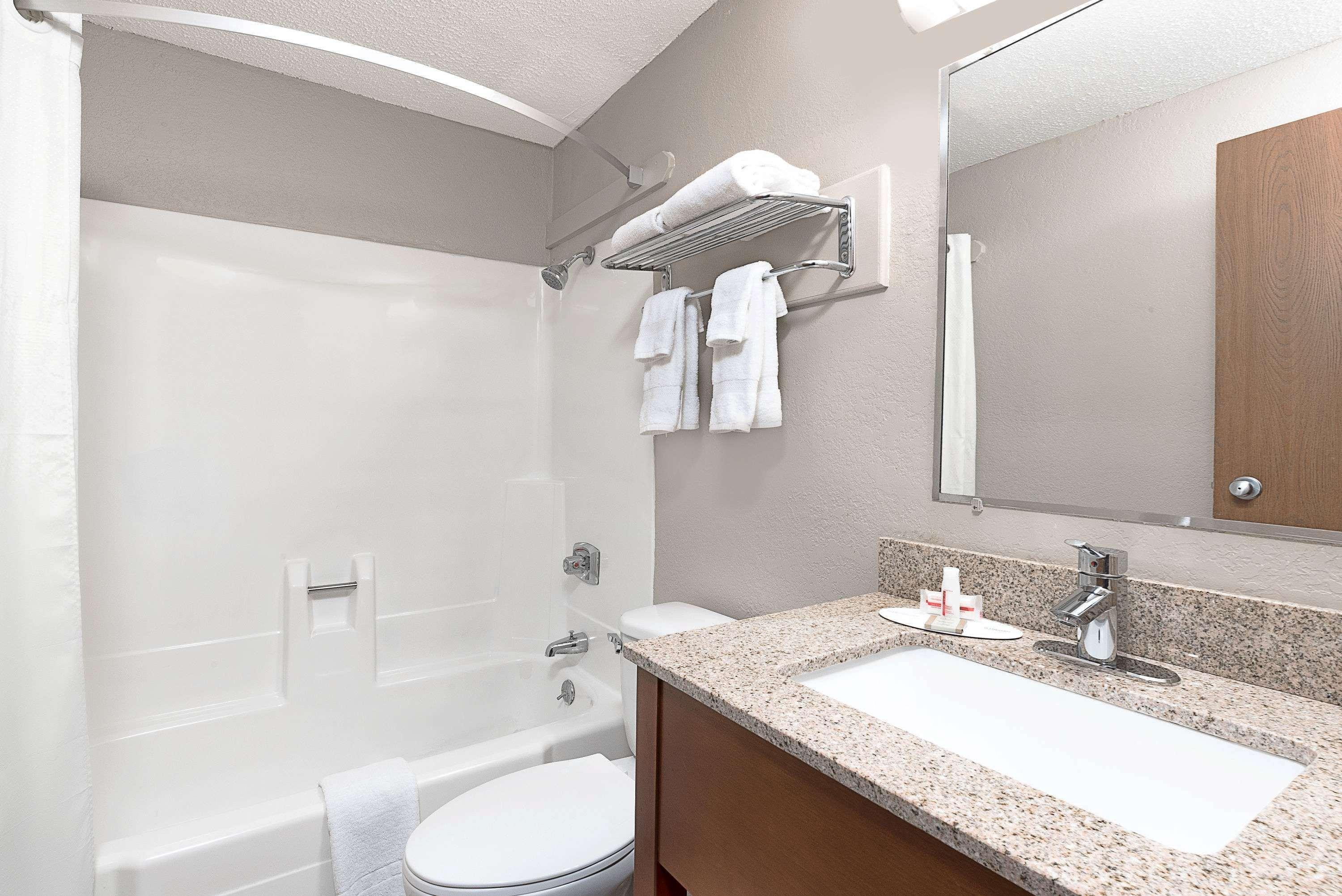 Super 8 By Wyndham Miles City Zewnętrze zdjęcie