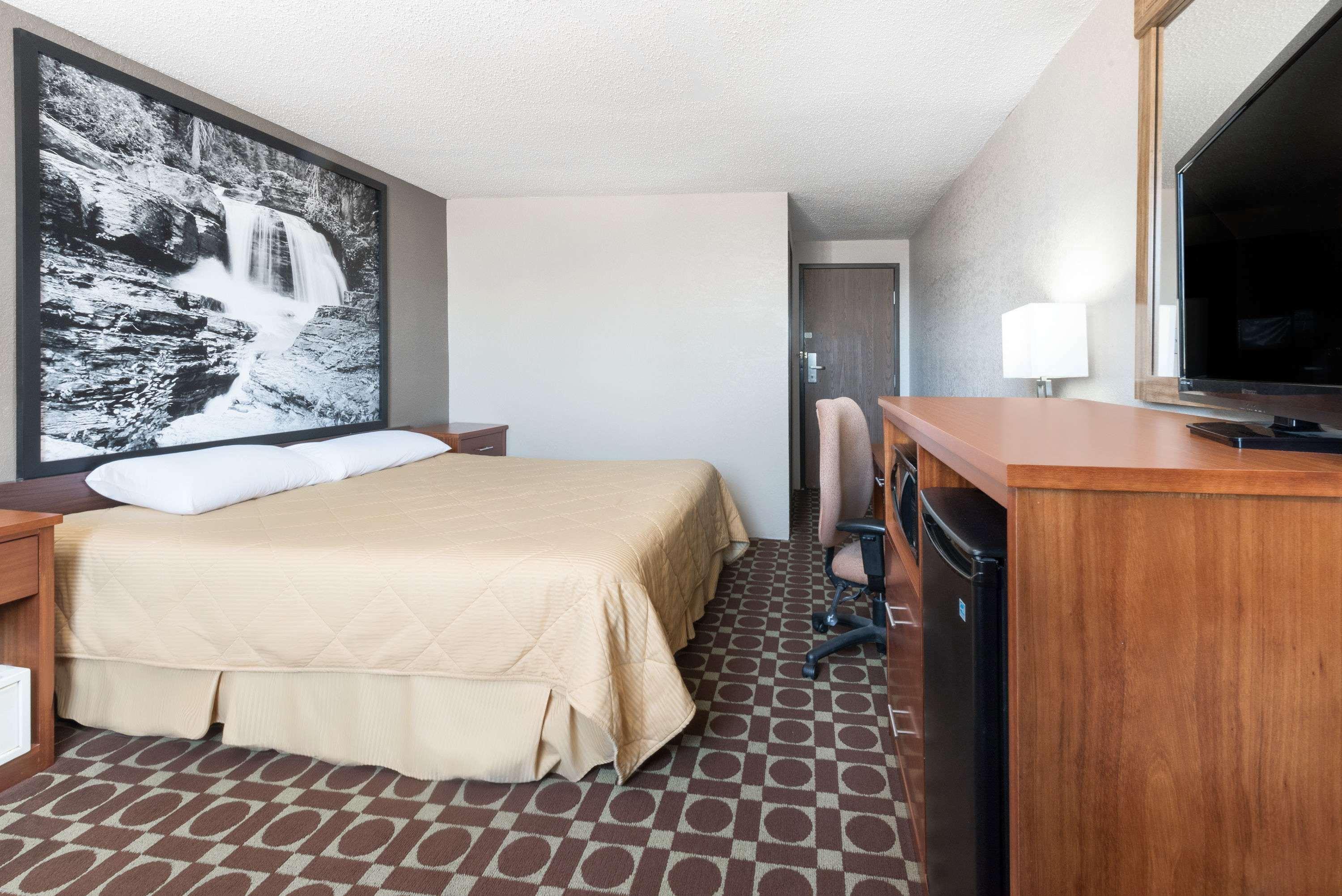 Super 8 By Wyndham Miles City Zewnętrze zdjęcie