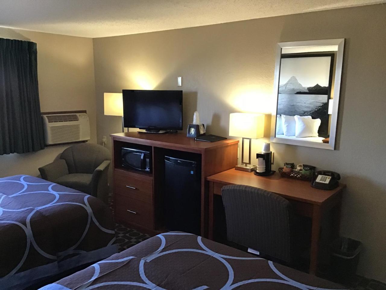 Super 8 By Wyndham Miles City Zewnętrze zdjęcie